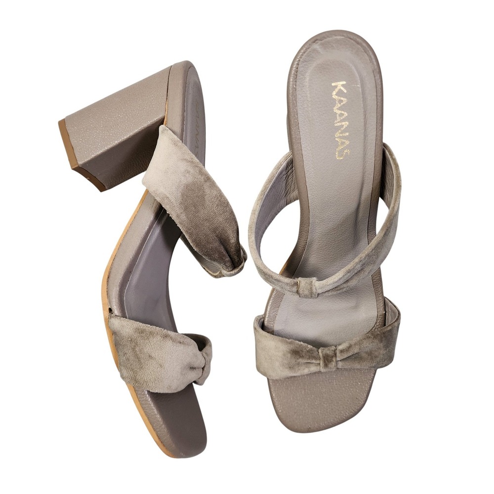 KAANAS Womens Gramercy Velvet Bow Heel Size 9 Taupe‎ Gray Girlhoodcore Flirty